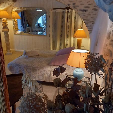 Chambres D'Hote Les Jardins De Prasserat วัลลงปงต์ดาร์ก ภายนอก รูปภาพ